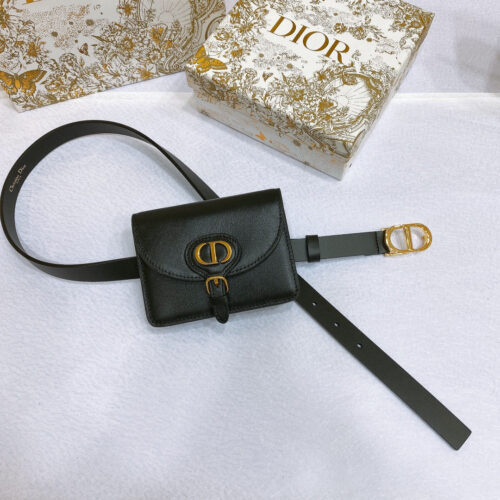 High Quality Luxury Dior New Dior Bobby Belt alternate view