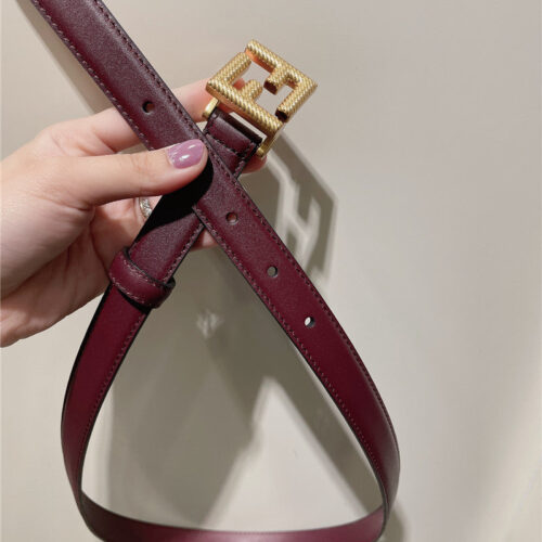 High Quality Luxury Fendi New Calfskin Belt – Style 01446 alternate view