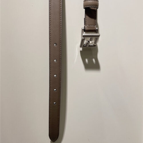 High Quality Luxury Fendi New Calfskin Belt product detail