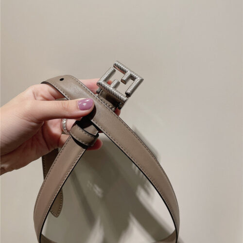 High Quality Luxury Fendi New Calfskin Belt alternate view