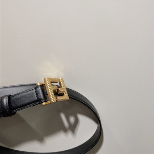 High Quality Luxury Fendi New Calfskin Belt – Style 92966 product detail