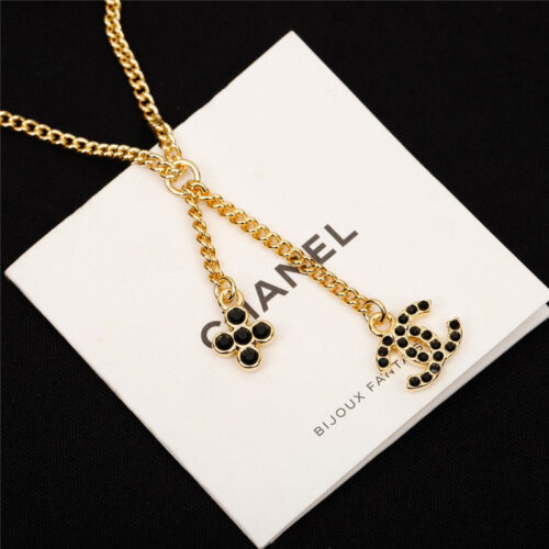 High Quality Luxury Chanel Handmade Four-Leaf Clover Necklace – Style 50066 alternate view