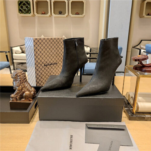 High Quality Luxury Balenciaga Pointed Toe Stiletto Boots – Style 28579