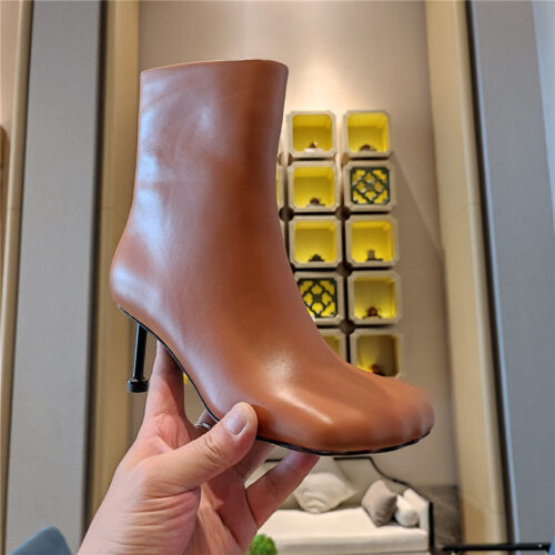 High Quality Luxury Balenciaga Five Toe High Heel Mid Boots product detail
