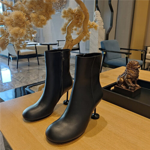 High Quality Luxury Balenciaga Wine Glass Heeled Round Toe Boots product detail