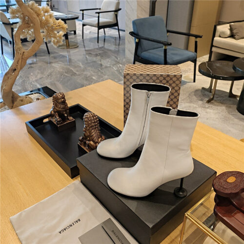 High Quality Luxury Balenciaga Wine Glass Heeled Round Toe Boots – Style 19907 product detail