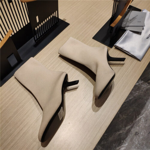 High Quality Luxury Balenciaga’s New 7-Shaped Heel Sock Boots – Style 34019 product detail