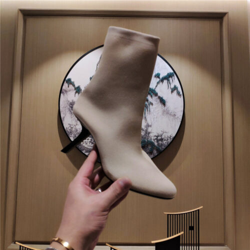 High Quality Luxury Balenciaga’s New 7-Shaped Heel Sock Boots – Style 34019 product detail