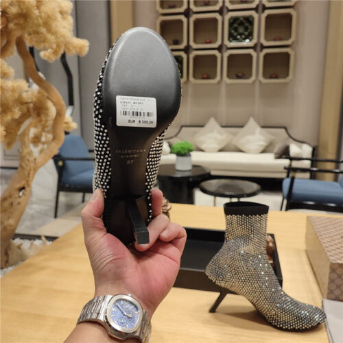 High Quality Luxury Balenciaga’s New 7-Shaped Heel Sock Boots – Style 97859 product detail