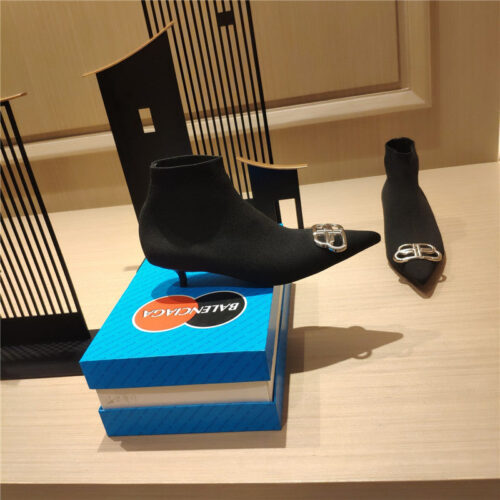 High Quality Luxury Balenciaga New Cat With Small Boots alternate view
