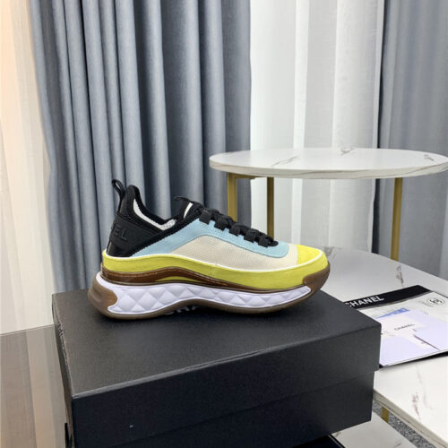 High Quality Luxury Chanel New Color Matching Casual Sneakers product detail