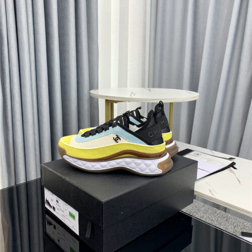 High Quality Luxury Chanel New Color Matching Casual Sneakers product detail