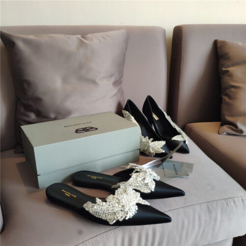 High Quality Luxury Balenciaga Pointed Toe Sandals – Style 85091