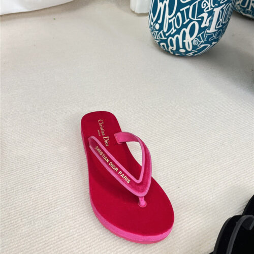 High Quality Luxury Dior New Flip Flops product detail