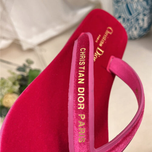 High Quality Luxury Dior New Flip Flops product detail