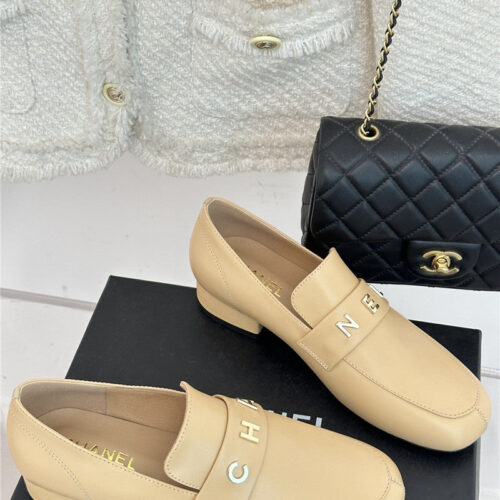 High Quality Luxury Chanel Double C Letter Buckle Square Head Chunky Loafers product detail