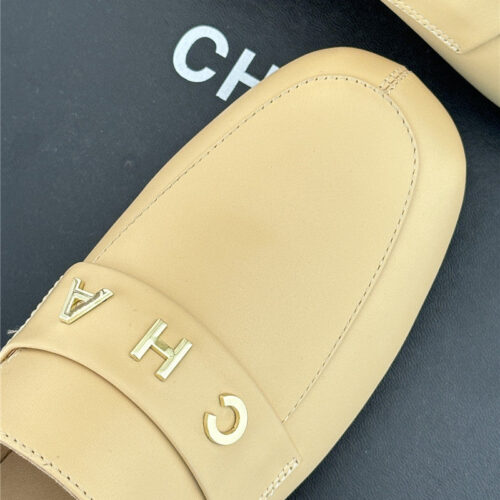 High Quality Luxury Chanel Double C Letter Buckle Square Head Chunky Loafers product detail
