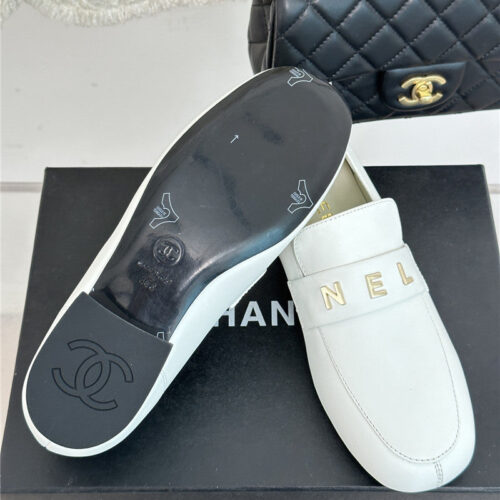 High Quality Luxury Chanel Double C Letter Buckle Square Head Chunky Loafers – Style 13542 product detail