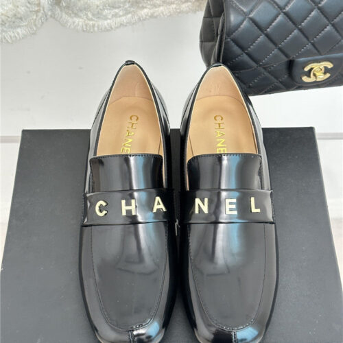 High Quality Luxury Chanel Double C Letter Buckle Square Head Chunky Loafers – Style 79078 product detail
