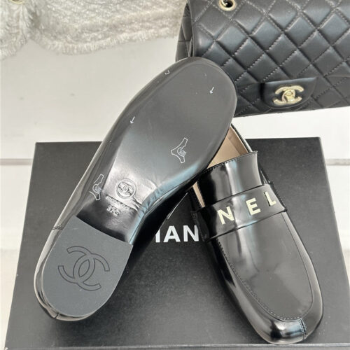 High Quality Luxury Chanel Double C Letter Buckle Square Head Chunky Loafers – Style 79078 product detail