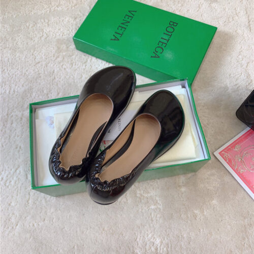 High Quality Luxury Bottega Veneta New Arrival Fur Shoes – Style 61414 product detail