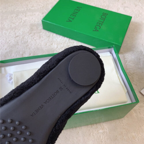 High Quality Luxury Bottega Veneta New Arrival Fur Shoes product detail