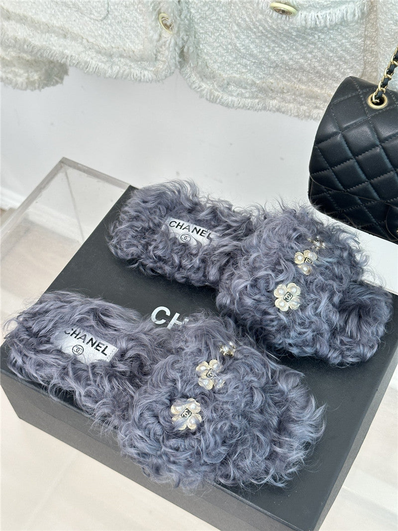 High Quality Luxury Chanel New Mier Pure Wool Double C Four-Leaf Clover Fur Slippers – Style 61478 product detail