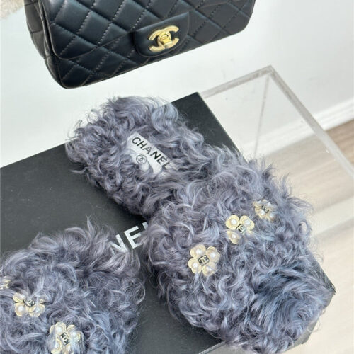High Quality Luxury Chanel New Mier Pure Wool Double C Four-Leaf Clover Fur Slippers – Style 61478 product detail