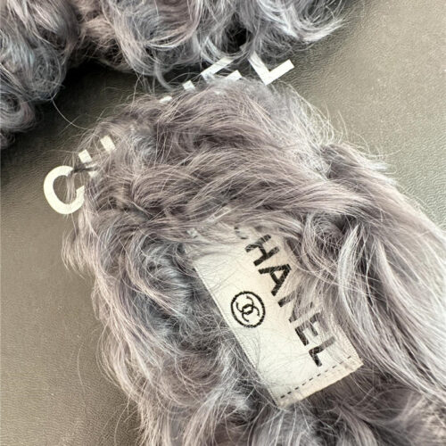 High Quality Luxury Chanel New Mier Pure Wool Double C Four-Leaf Clover Fur Slippers – Style 61478 product detail