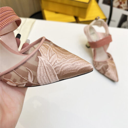 High Quality Luxury Fendi Slingback Hummingbird Pumps – Style 02323 product detail