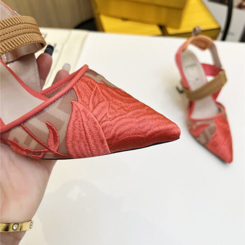High Quality Luxury Fendi Slingback Hummingbird Pumps – Style 18131 product detail
