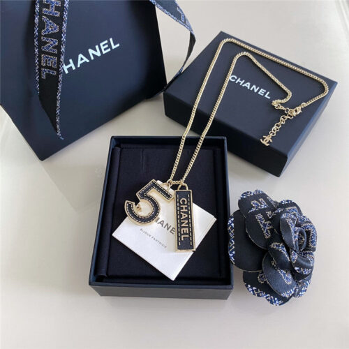 High Quality Luxury Chanel Leather Pattern Black Gold No. 5 + Rectangular Necklace alternate view