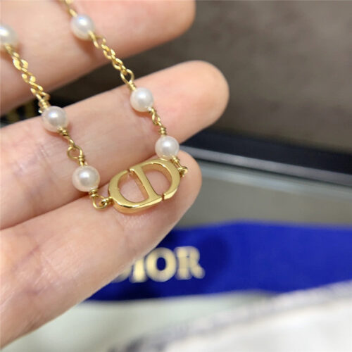 High Quality Luxury Dior Pearl Necklace product detail