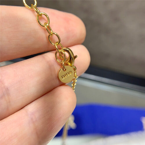 High Quality Luxury Dior Pearl Necklace product detail