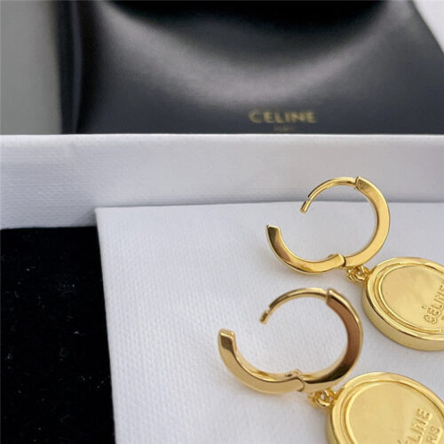 High Quality Luxury Celine Fashion Simple And Generous Earrings product detail