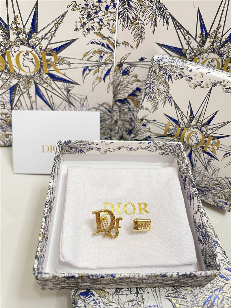 High Quality Luxury Dior Small Flower Brooch
