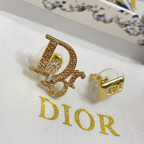 High Quality Luxury Dior Small Flower Brooch product detail