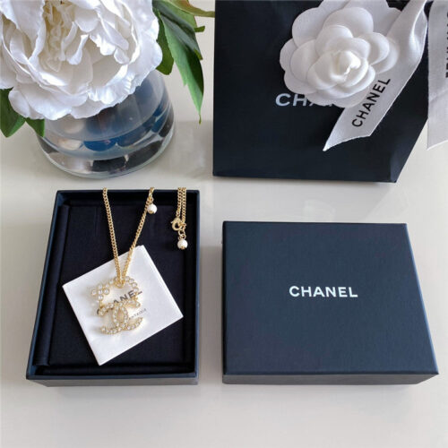 High Quality Luxury Chanel Full Diamond Half Ring Double C Necklace