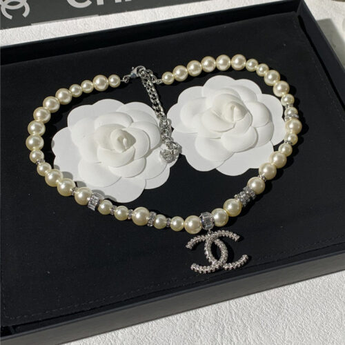 High Quality Luxury Chanel Small Fragrance Necklace product detail
