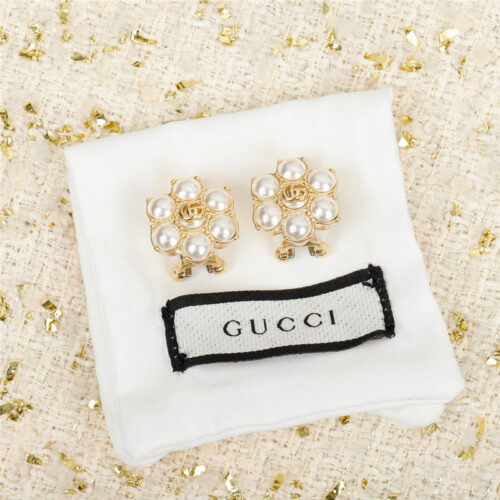 High Quality Luxury Gucci Double G Pearl Ear Clip product detail