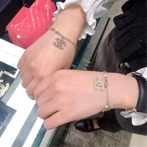 High Quality Luxury Chanel Double C Bracelet product detail