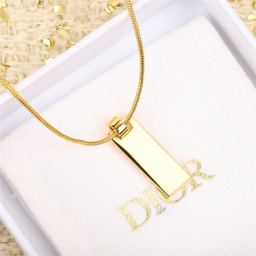High Quality Luxury Dior Small Gold Bar Necklace product detail