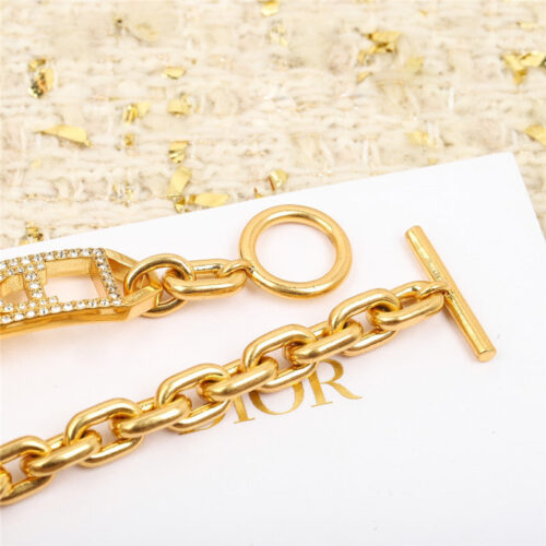 High Quality Luxury Dior Hollow Letter Chunky Bracelet Necklace product detail