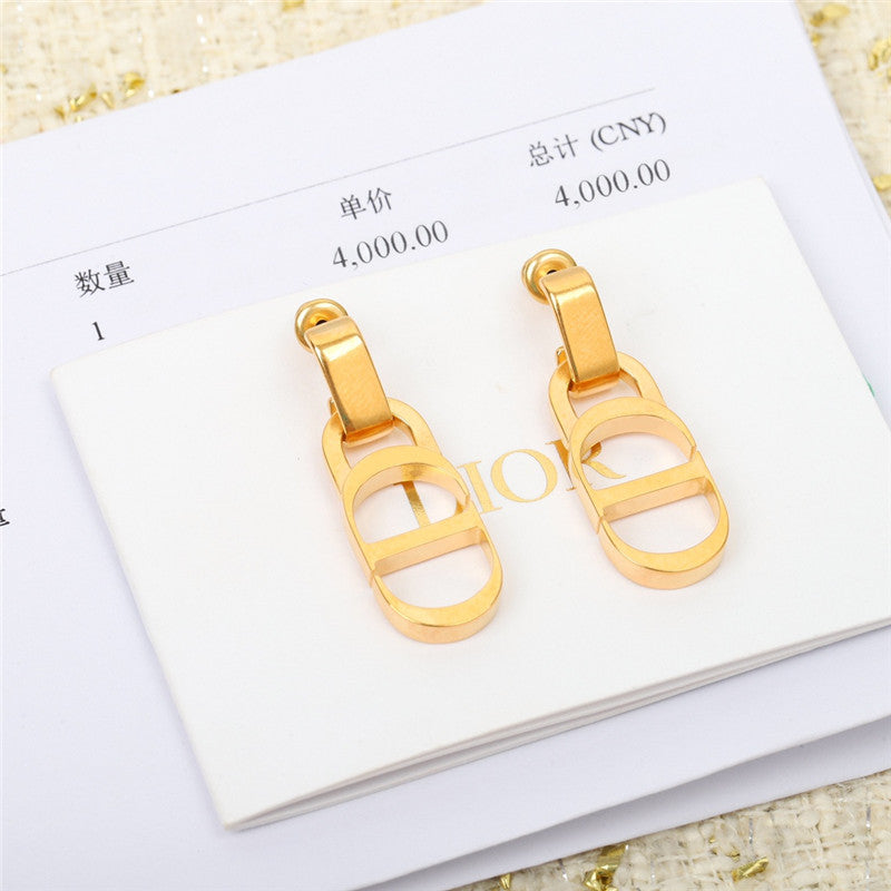 High Quality Luxury Dior Letter Earrings – Style 50757 product detail