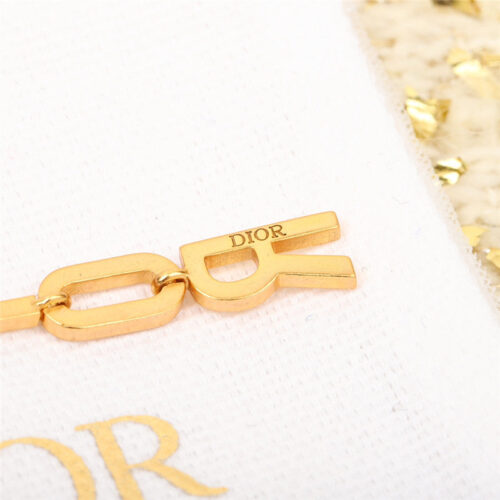 High Quality Luxury Dior Letter Earrings – Style 50761 product detail