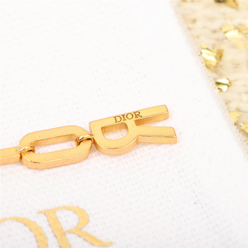 High Quality Luxury Dior Letter Earrings – Style 50761 product detail