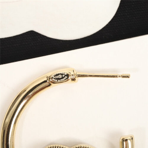 High Quality Luxury Chanel L Tassel Double C Earrings product detail