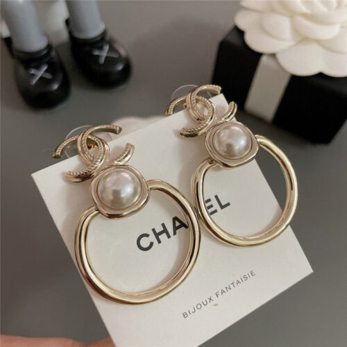 High Quality Luxury Dior Double C Large Metal Earrings alternate view