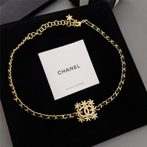 High Quality Luxury Chanel Square Small Gold Flower Wear Leather Collar alternate view