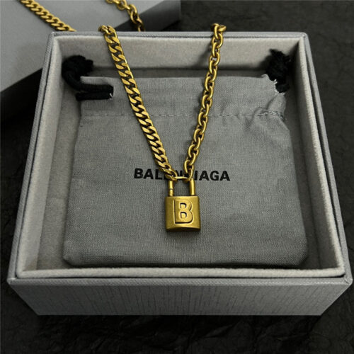 High Quality Luxury Balenciaga Retro Style Simple And Elegant Necklace – Style 49423 product detail